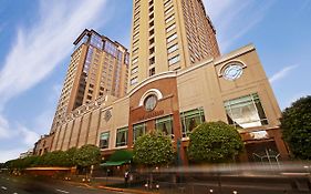 Hotel The Bellevue Manila Exterior photo