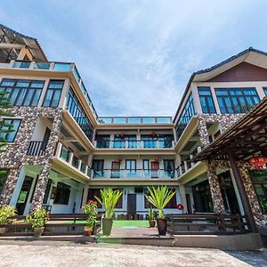 Bentong Eco Wellness Resort by Verano Homestay Exterior photo