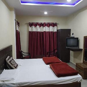 Hotel Avadh Balrāmpur Exterior photo