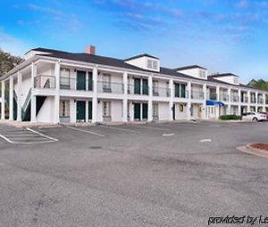 Motel Baymont By Wyndham Ozark Exterior photo