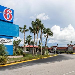 Motel 6-Spring Hill, FL - Weeki Wachee Exterior photo