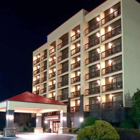 Vista Suites Hotel Near Island Drive And Convention Center Pigeon Forge Exterior foto