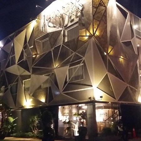 Couleur Hotel Jakarta Exterior foto