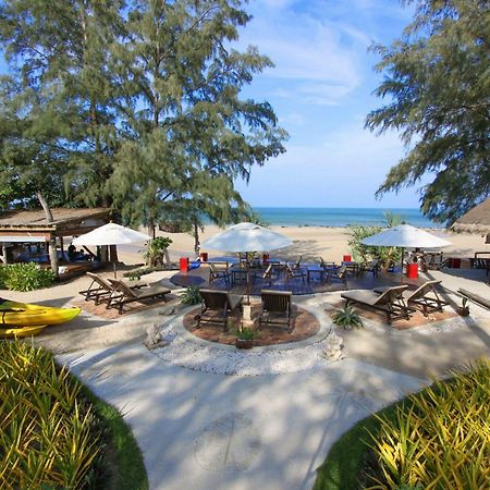 Lanta Castaway Beach Resort Ko Lanta Exterior foto