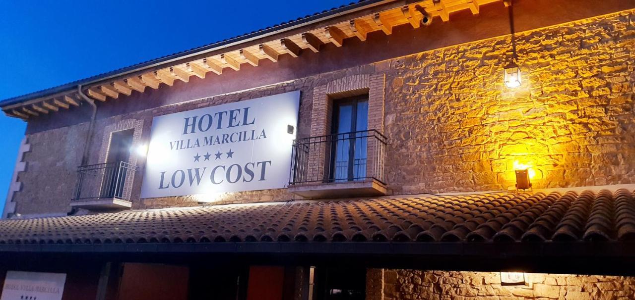 Hotel Villa Marcilla Exterior foto
