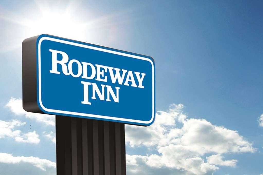 Rodeway Inn Lumberton Exterior foto