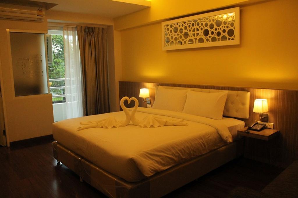 Hotel Chariot Pattaya Jomtien Beach Zimmer foto