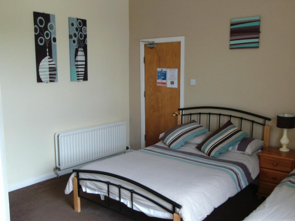 The Balmoral & Terrace Guest Houses Sunderland  Zimmer foto