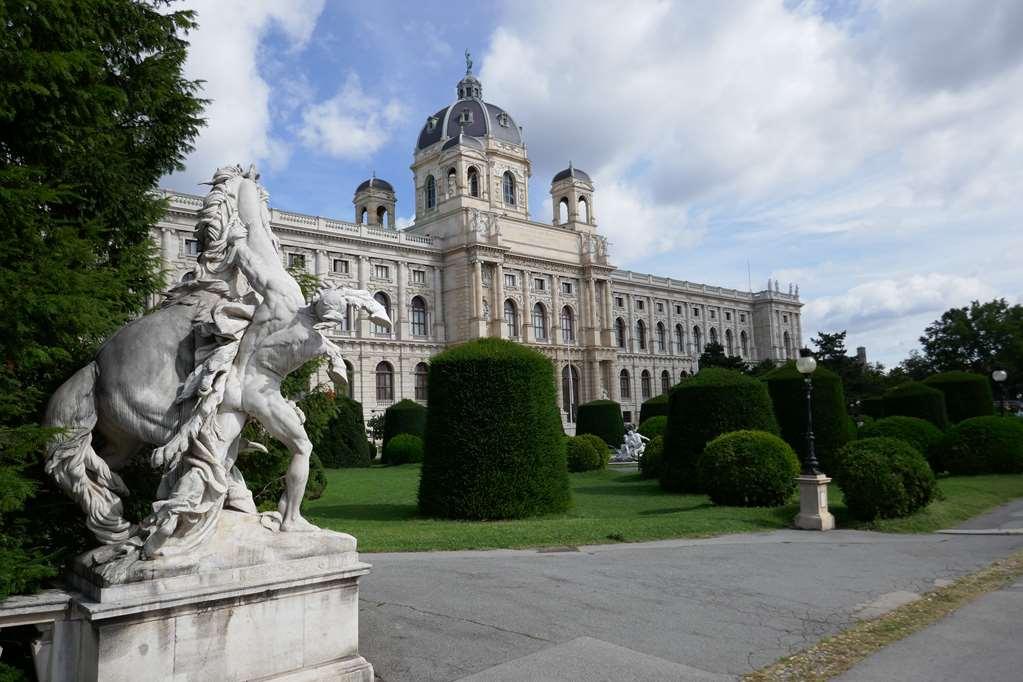 Schlosshotel Römischer Kaiser Wien Exterior foto