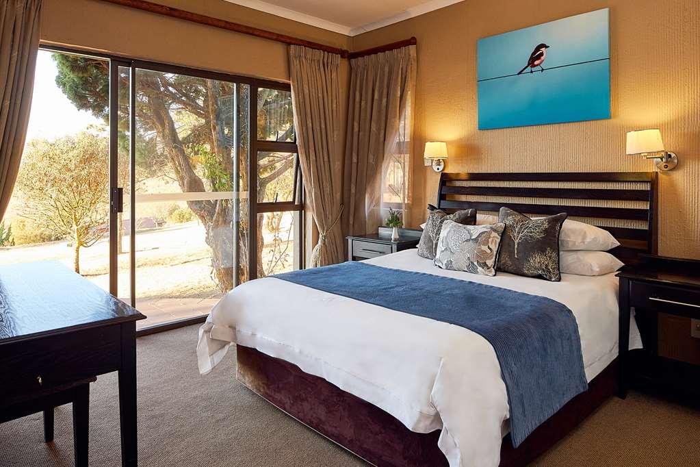 Hotel First Group Qwantani Harrismith Zimmer foto
