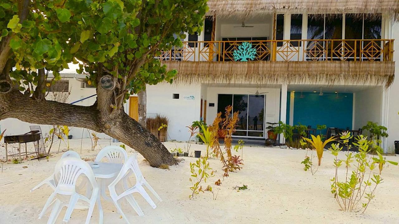 Hotel Seven Corals Maafushi Exterior foto