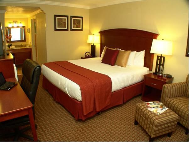Quality Inn & Suites Santa Cruz Mountains Ben Lomond Exterior foto
