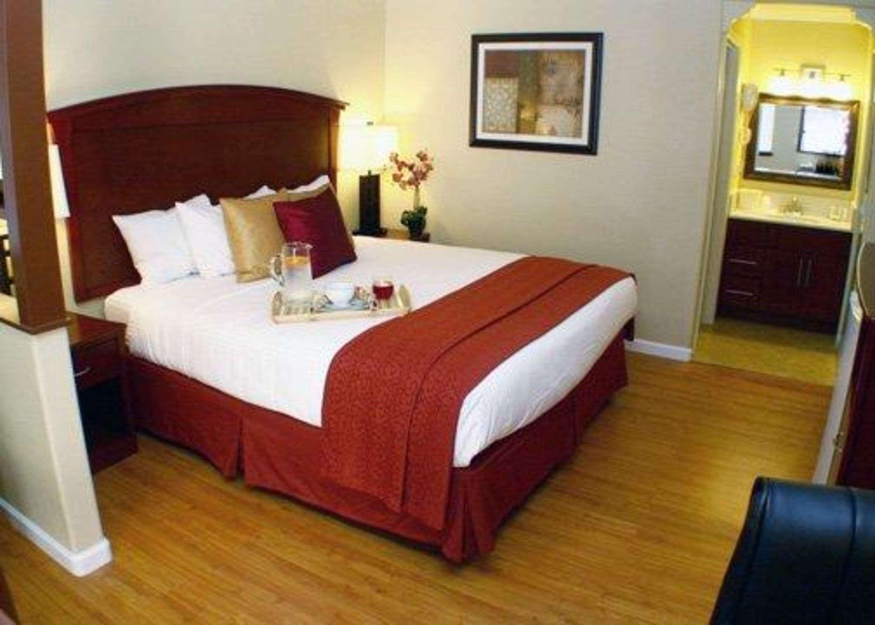 Quality Inn & Suites Santa Cruz Mountains Ben Lomond Exterior foto