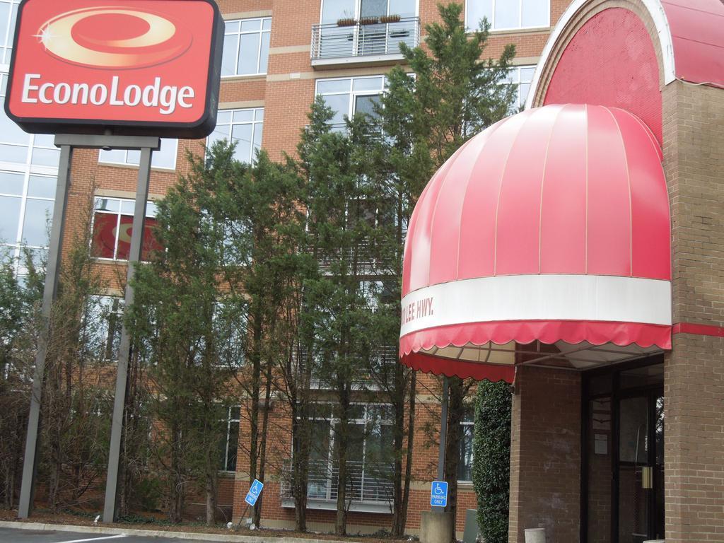 Econo Lodge Metro Arlington Exterior foto