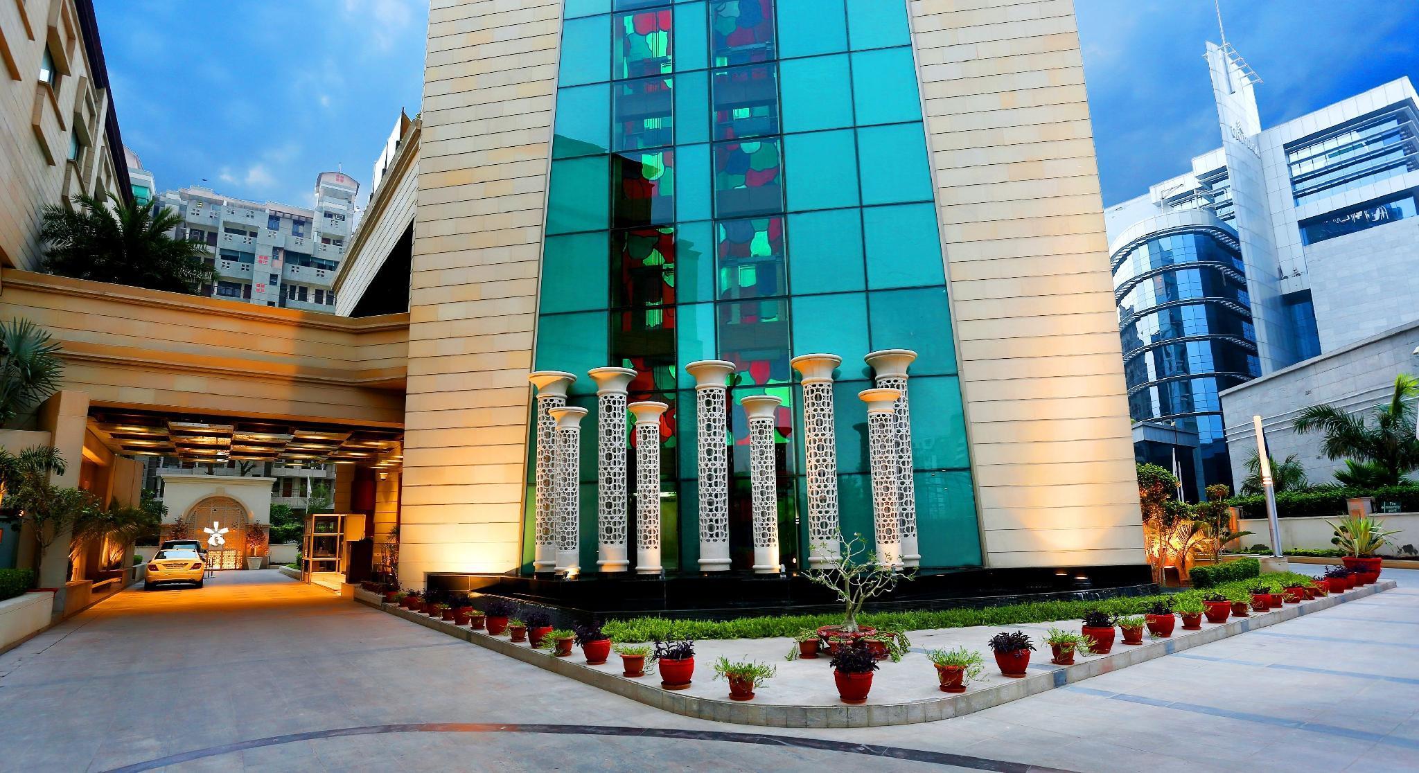 Radisson Gurugram Sohna Road City Center Gurgaon Exterior foto