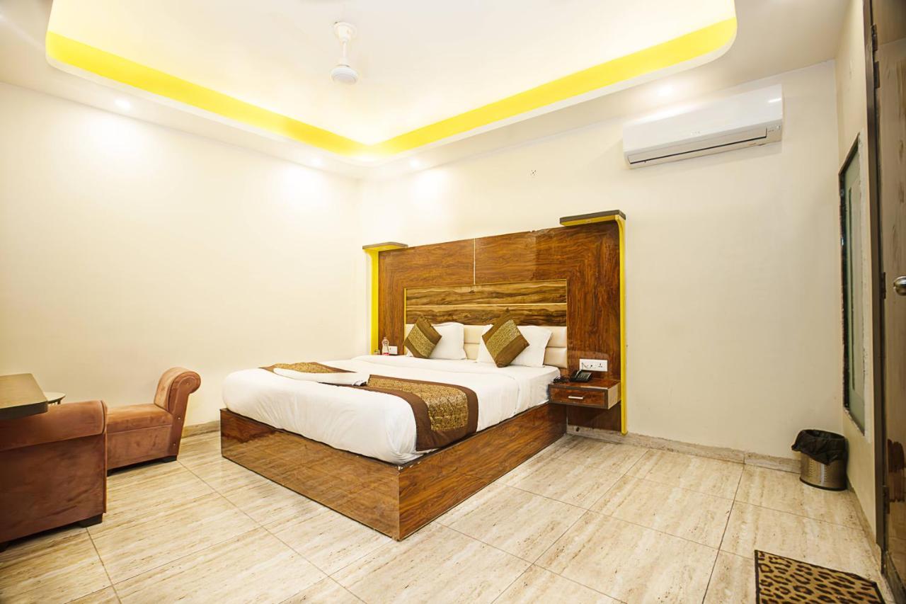 Hotel Dev Residency Near Delhi Airport Neu-Delhi Exterior foto