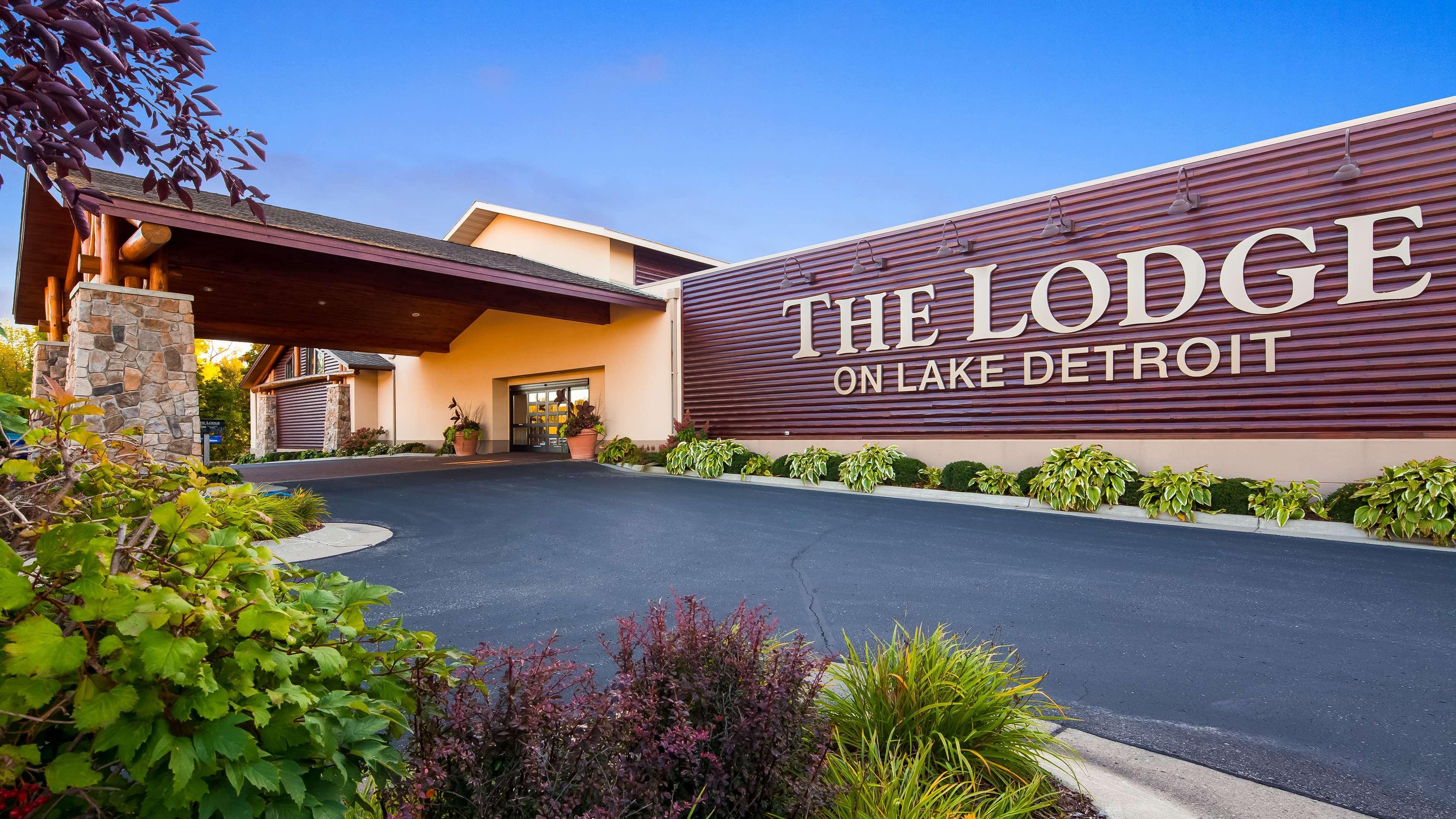 Best Western Premier The Lodge On Lake Detroit Detroit Lakes Exterior foto
