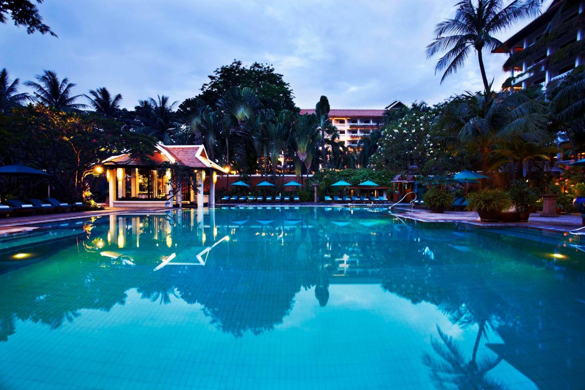 Anantara Riverside Bangkok Resort - SHA Plus Certified Exterior foto