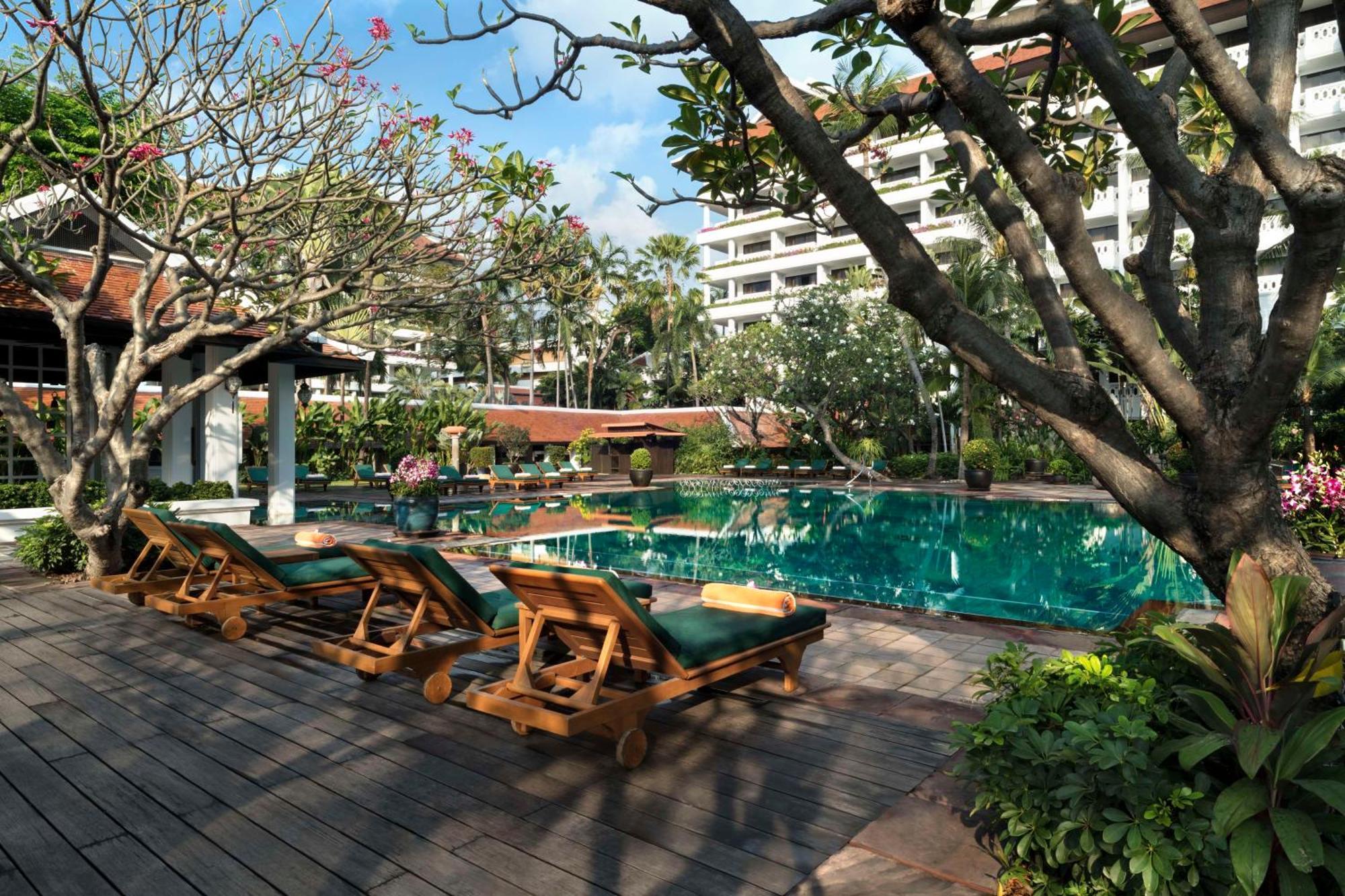 Anantara Riverside Bangkok Resort - SHA Plus Certified Exterior foto