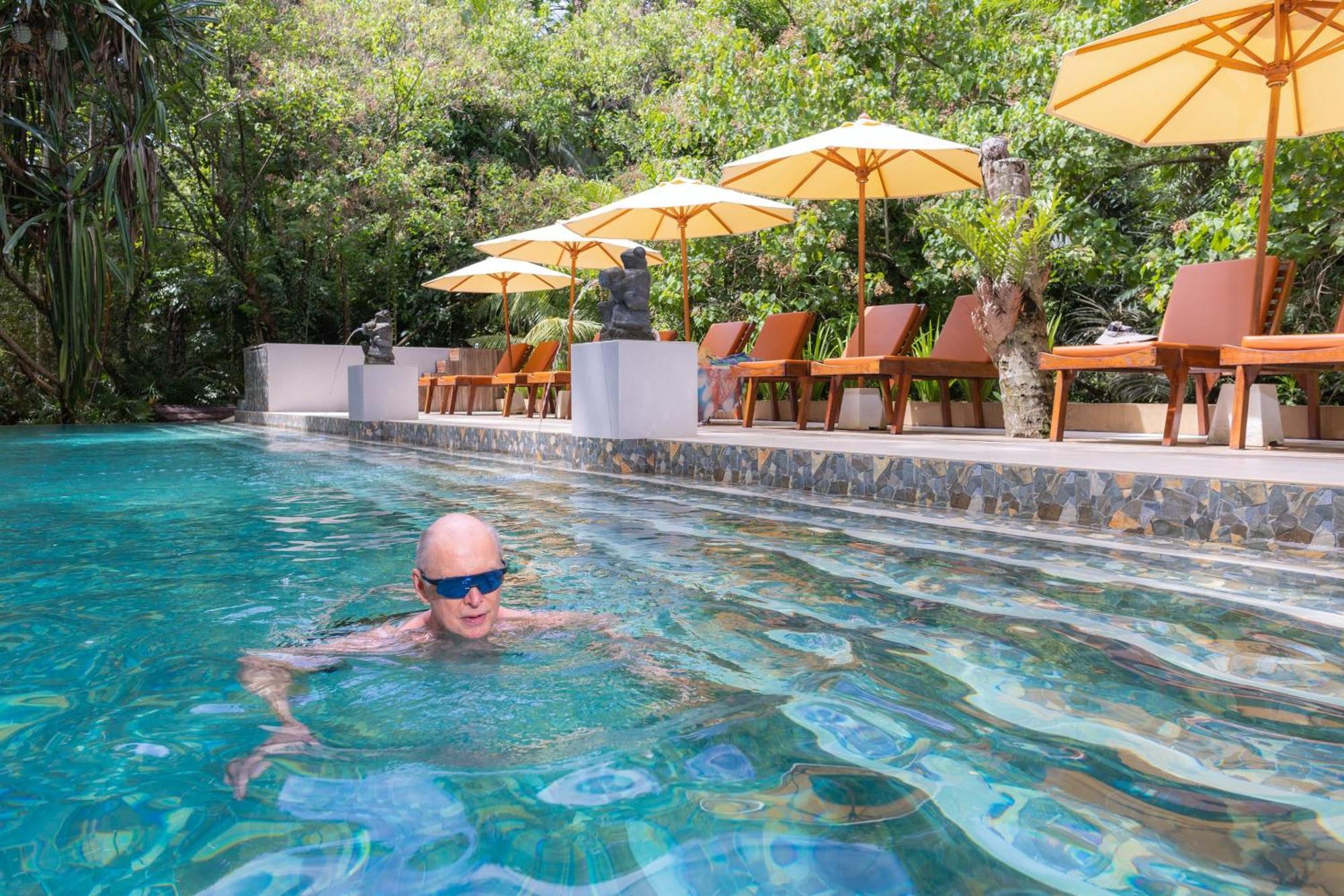 Thalassa Dive&Wellbeing Resort Manado Exterior foto