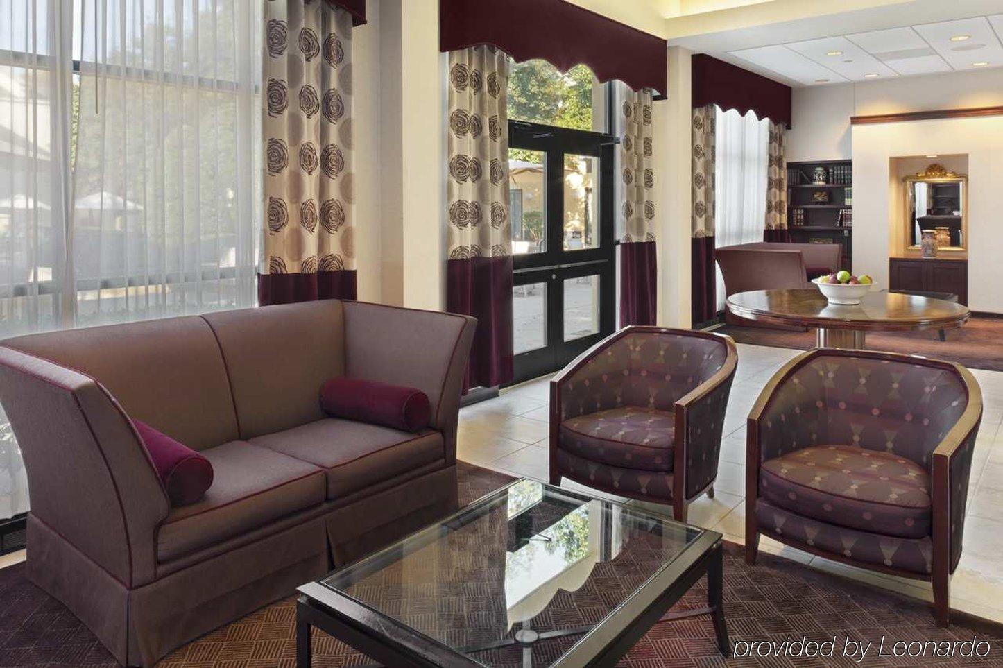 Hotel Doubletree By Hilton Charlotte Airport Interior foto