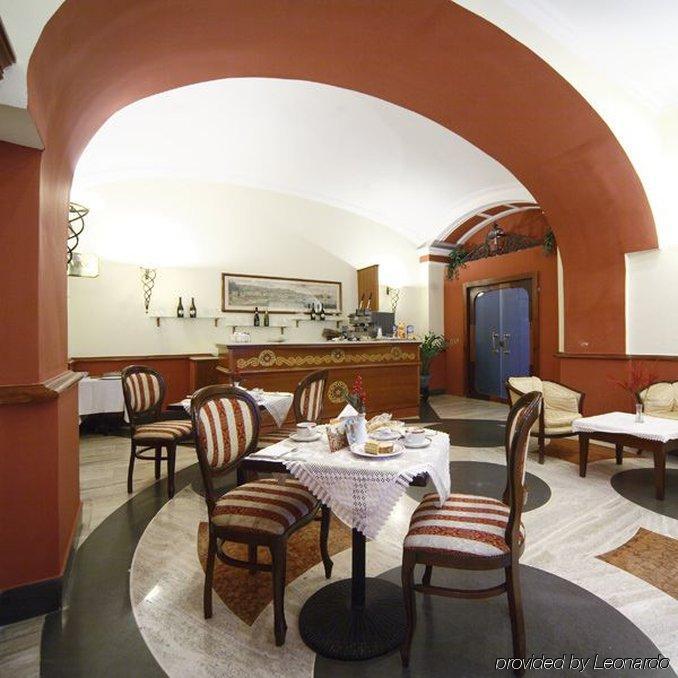Hotel La Pace Neapel Restaurant foto