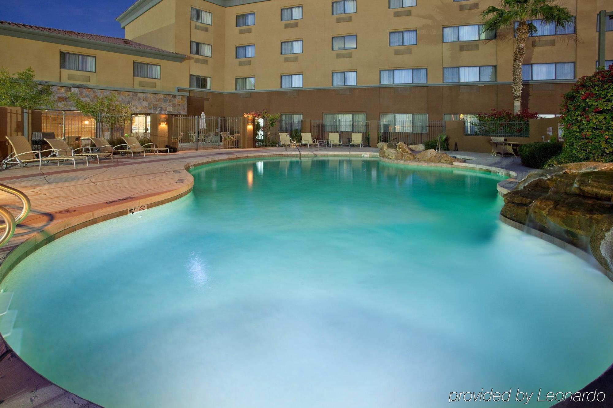 Holiday Inn Express & Suites Phoenix/Chandler Einrichtungen foto