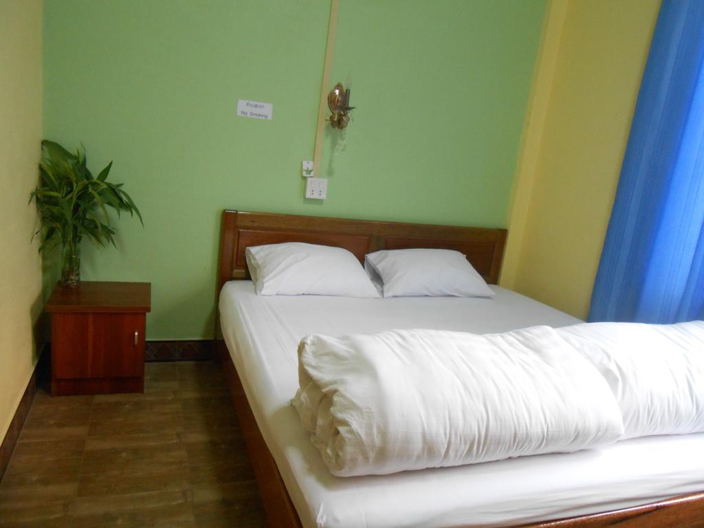 Chinthima Guesthouse Luang Namtha Zimmer foto