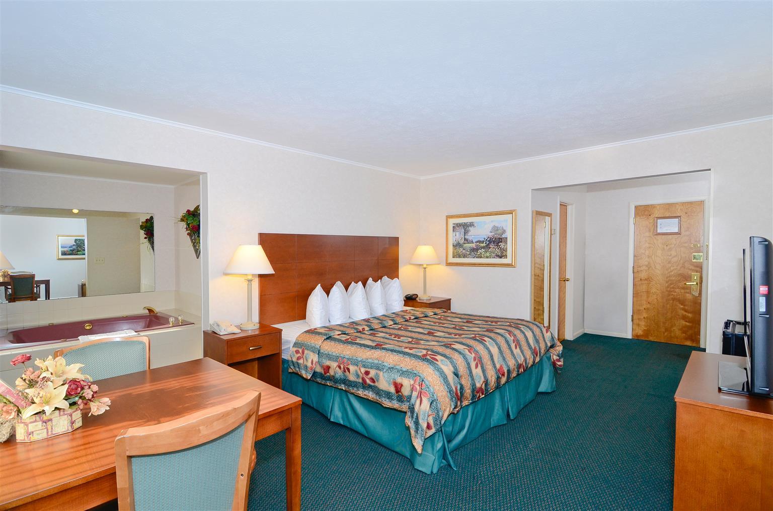 Magnuson Grand Pioneer Inn&Suites Escanaba Zimmer foto