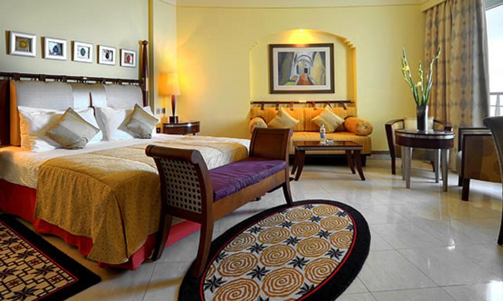 Corinthia Tripoli Hotel Zimmer foto
