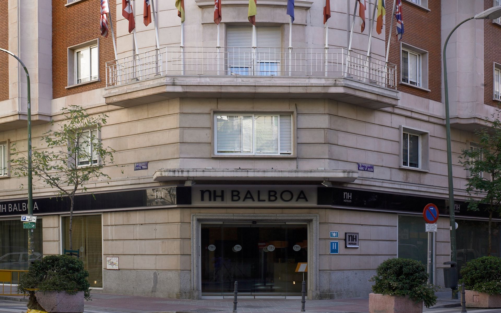 Hotel Nh Madrid Balboa Exterior foto