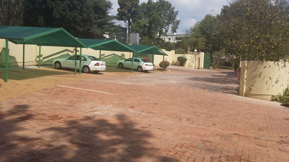 Villa Vittoria Lodge And Conference Centre Johannesburg Exterior foto