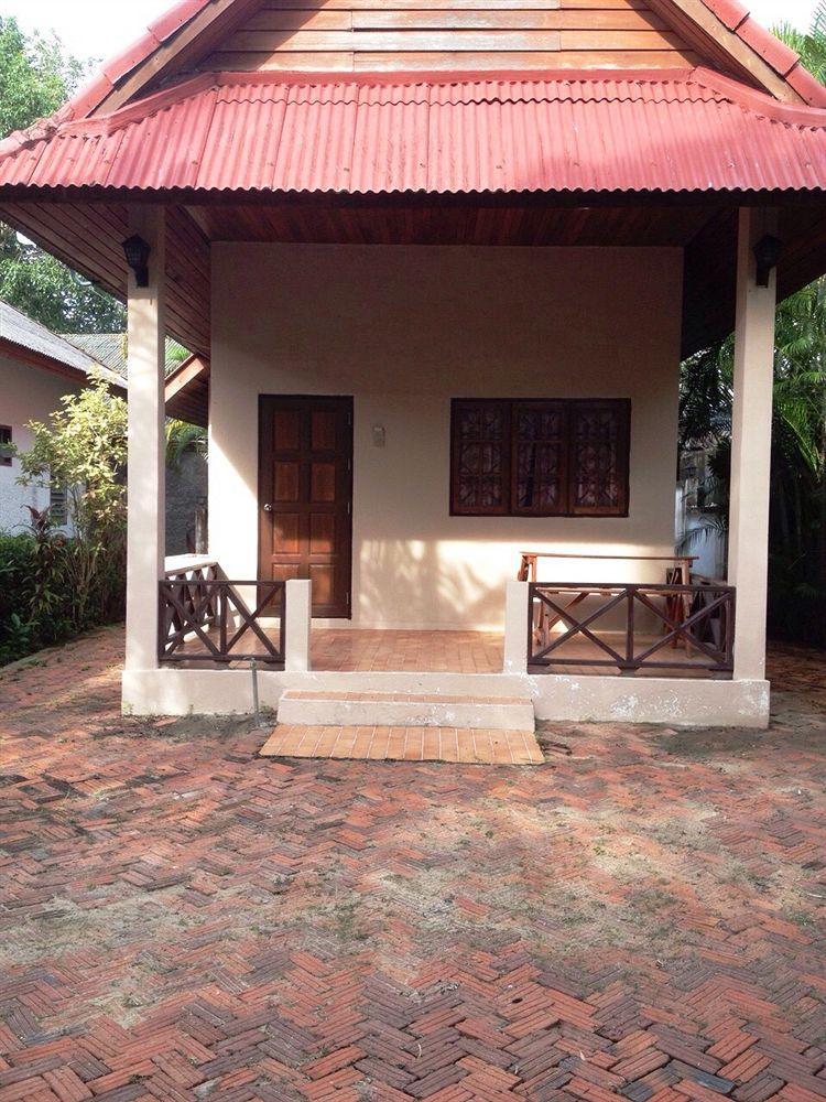 Villa Baan Rim Lay Lipa Noi Exterior foto