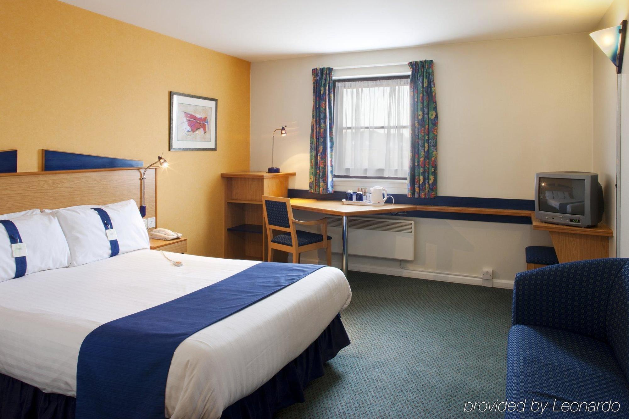 Holiday Inn Express Perth, An Ihg Hotel Zimmer foto