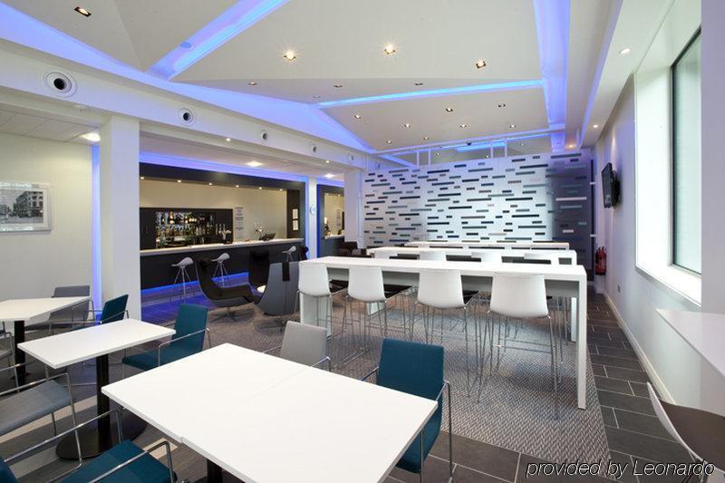 Holiday Inn Express Manchester City Centre Arena, An Ihg Hotel Restaurant foto