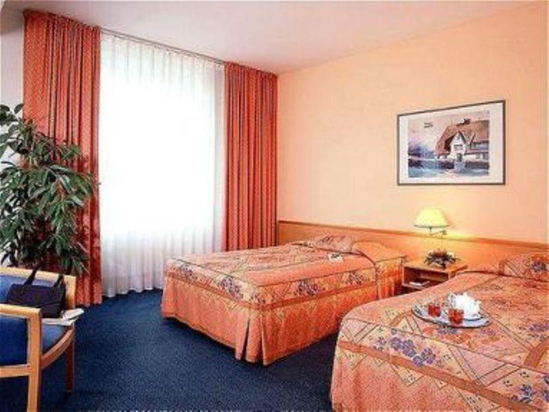 Hotel PLAZA Premium Columbus Bremen Zimmer foto