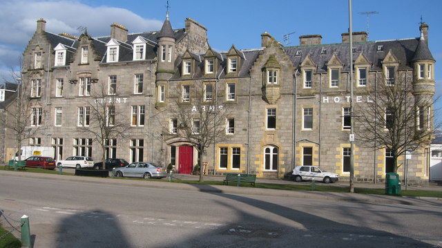 Grant Arms Hotel Grantown-on-Spey Exterior foto