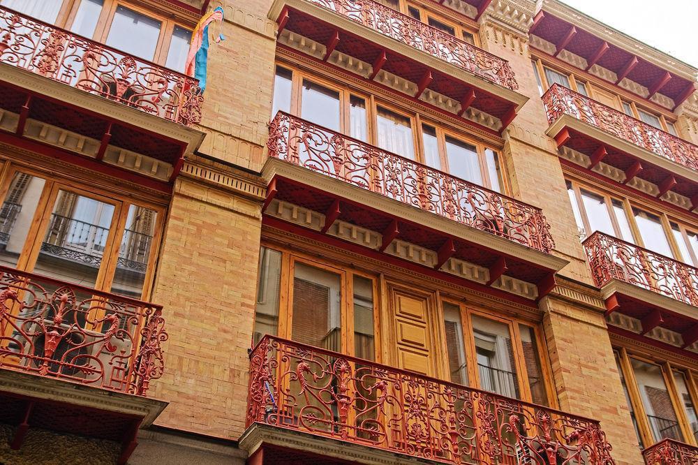 Apartamentos Santa Ana Madrid Exterior foto