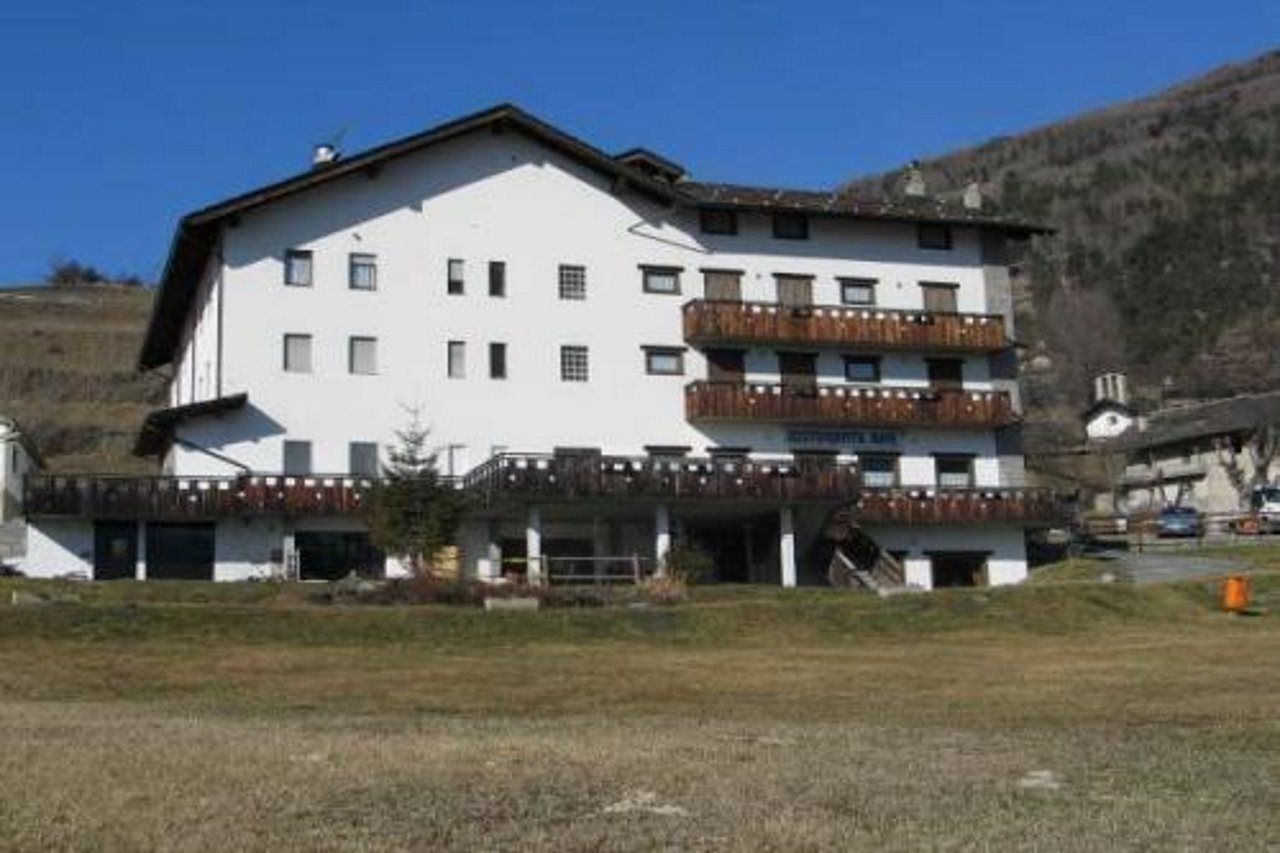 Hotel & Restaurant Saint Nicolas Gran Paradiso Aosta Exterior foto