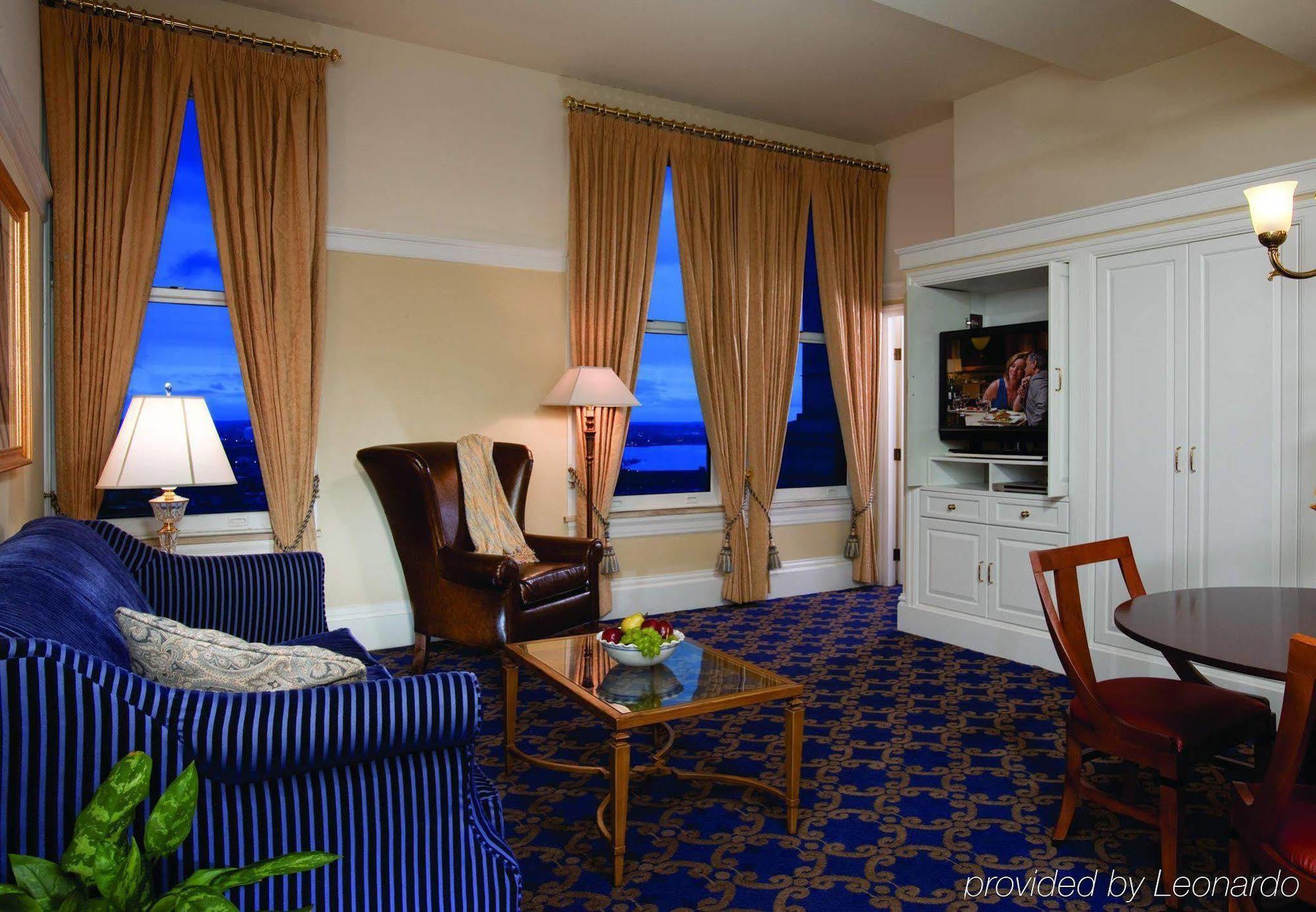 Hotel Marriott Vacation Club At Custom House, Boston   Exterior foto