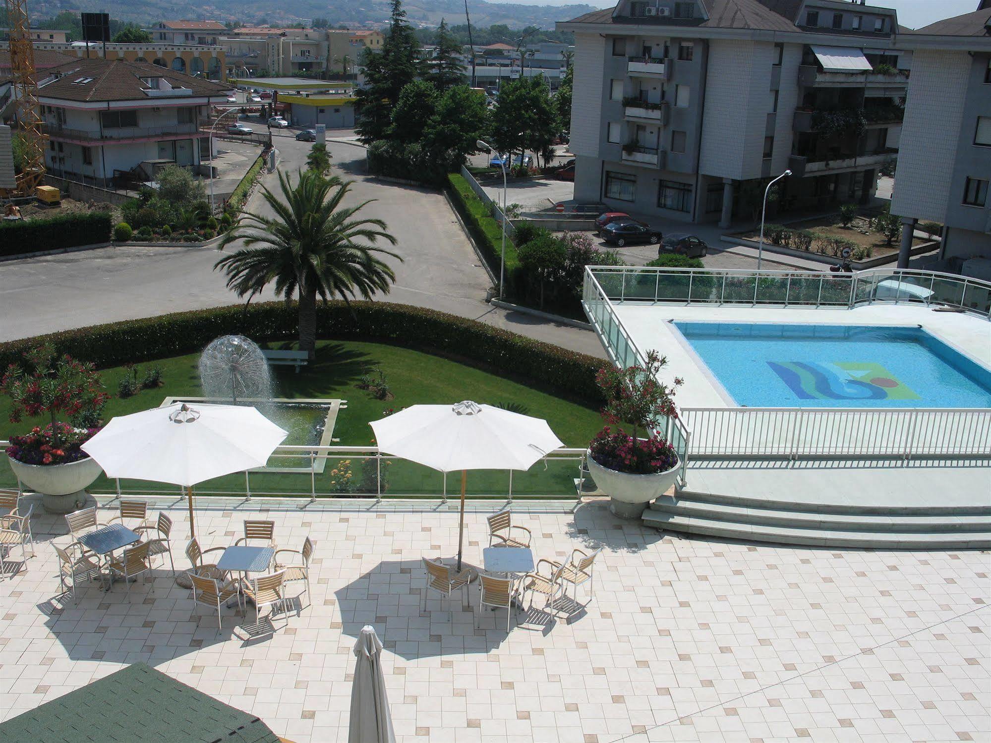 Hotel Miramare Pescara Exterior foto