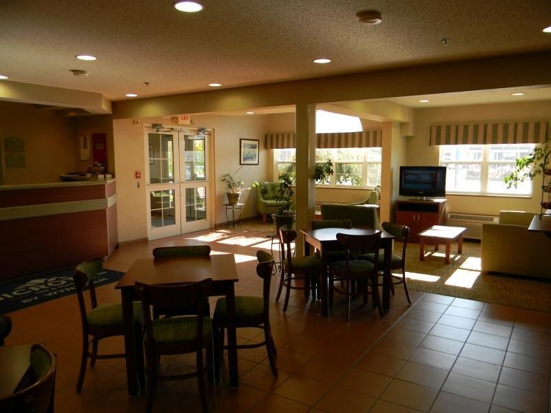 Microtel Inn & Suites By Wyndham Wellsville Exterior foto