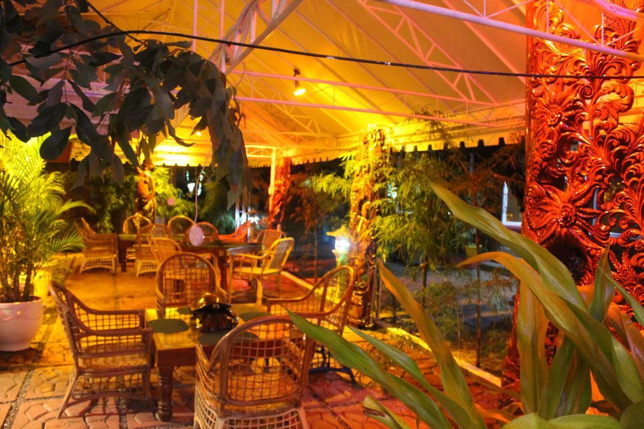 Deep Forest Garden Hotel Puerto Princesa Exterior foto