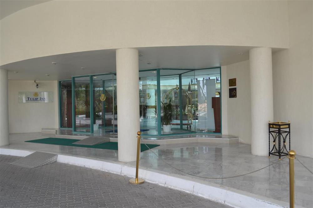 Tulip Inn Al Rahba Abu Dhabi Exterior foto