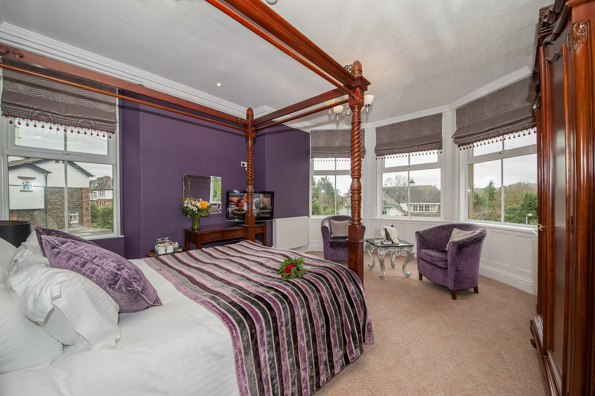 Wheatlands Lodge Guesthouse - Adults Only - Free Car Park - Licensed Venue Windermere Exterior foto