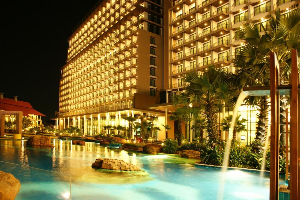 The Zign Hotel Pattaya Exterior foto