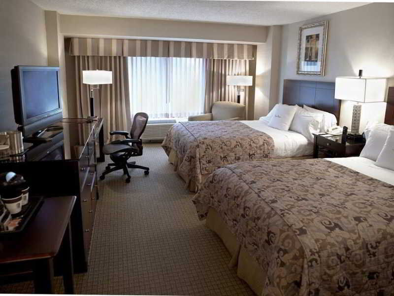 Hotel Doubletree By Hilton Charlotte Airport Zimmer foto