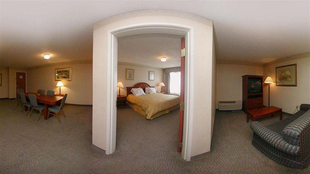 Comfort Suites Benton Harbor - St. Joseph Exterior foto