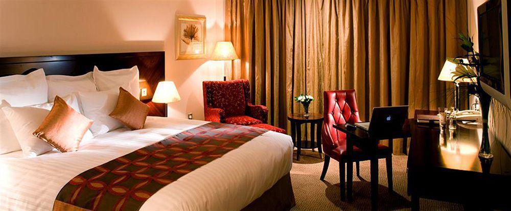 The Savoy Hotel Limerick Junction Zimmer foto